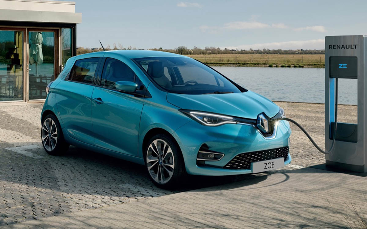 SPARISCE LA RENAULT ZOE LASCIANDOCI UN SACCO DI PROBLEMI!!!