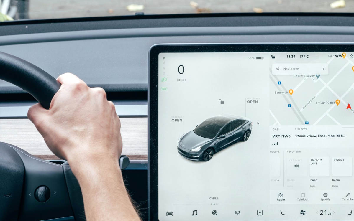 TESLA LIMITATE A 149 CAVALLI