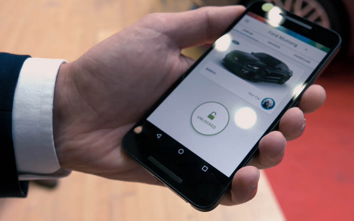 Perfectly keyless by Bosch: sapete dove ve lo dovete mettere lo smartphone?
