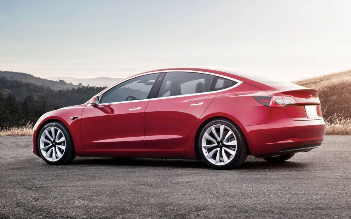 Auto elettriche -L’ultima caxxata arriva dalla Svizzera: le vogliono tassare