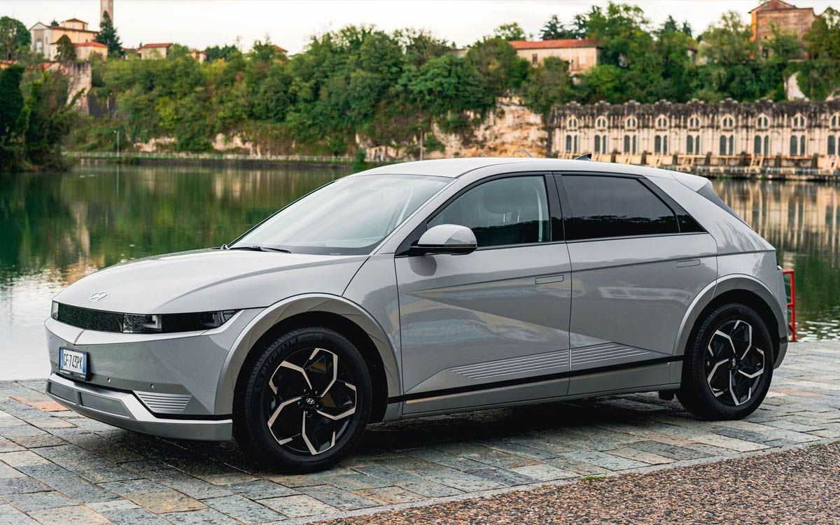 Mercato Auto Europeo: a novembre +17,4% (ma -5,8% nel periodo gennaio-novembre)